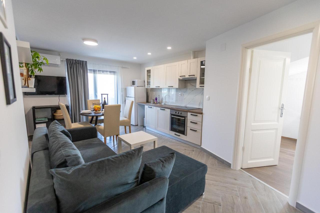 Apartmani Jancic โอกูลิน ภายนอก รูปภาพ