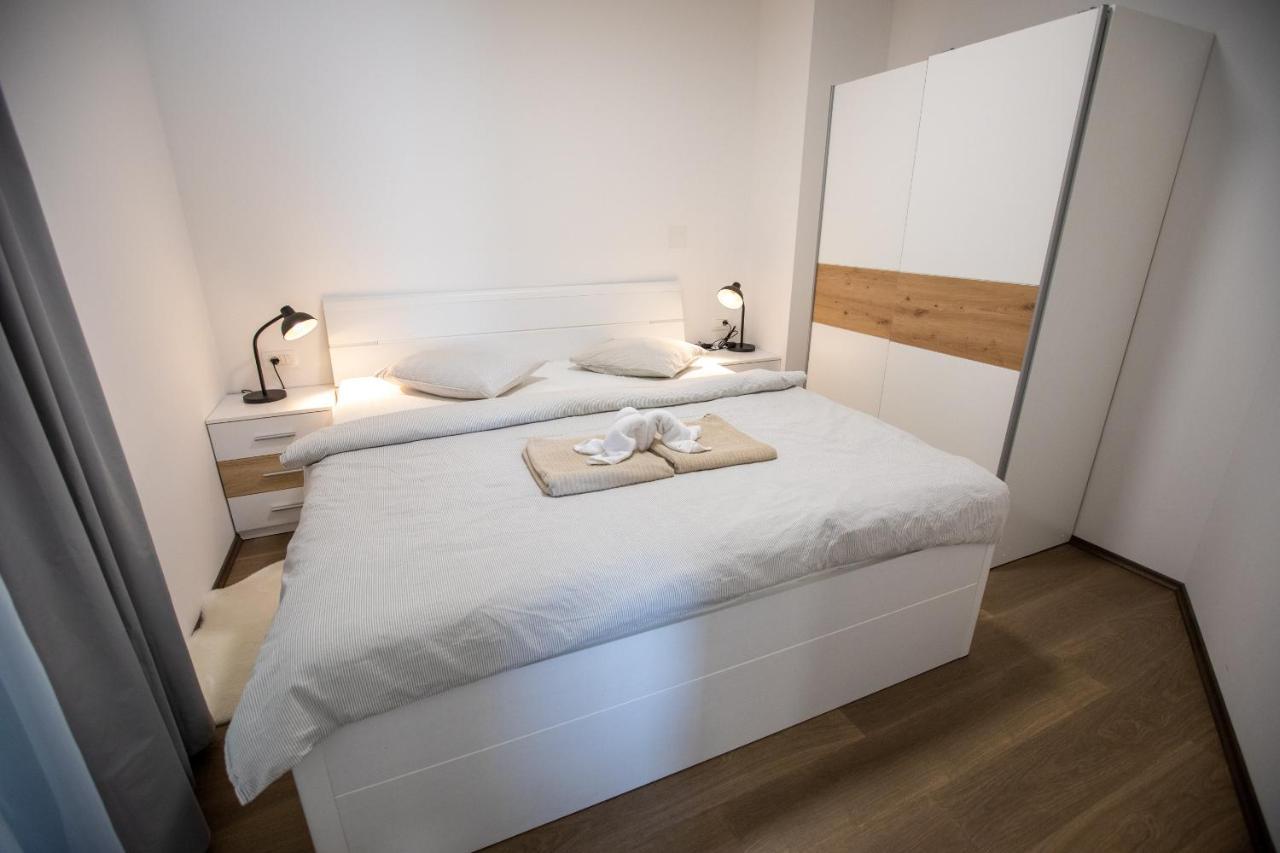 Apartmani Jancic โอกูลิน ภายนอก รูปภาพ