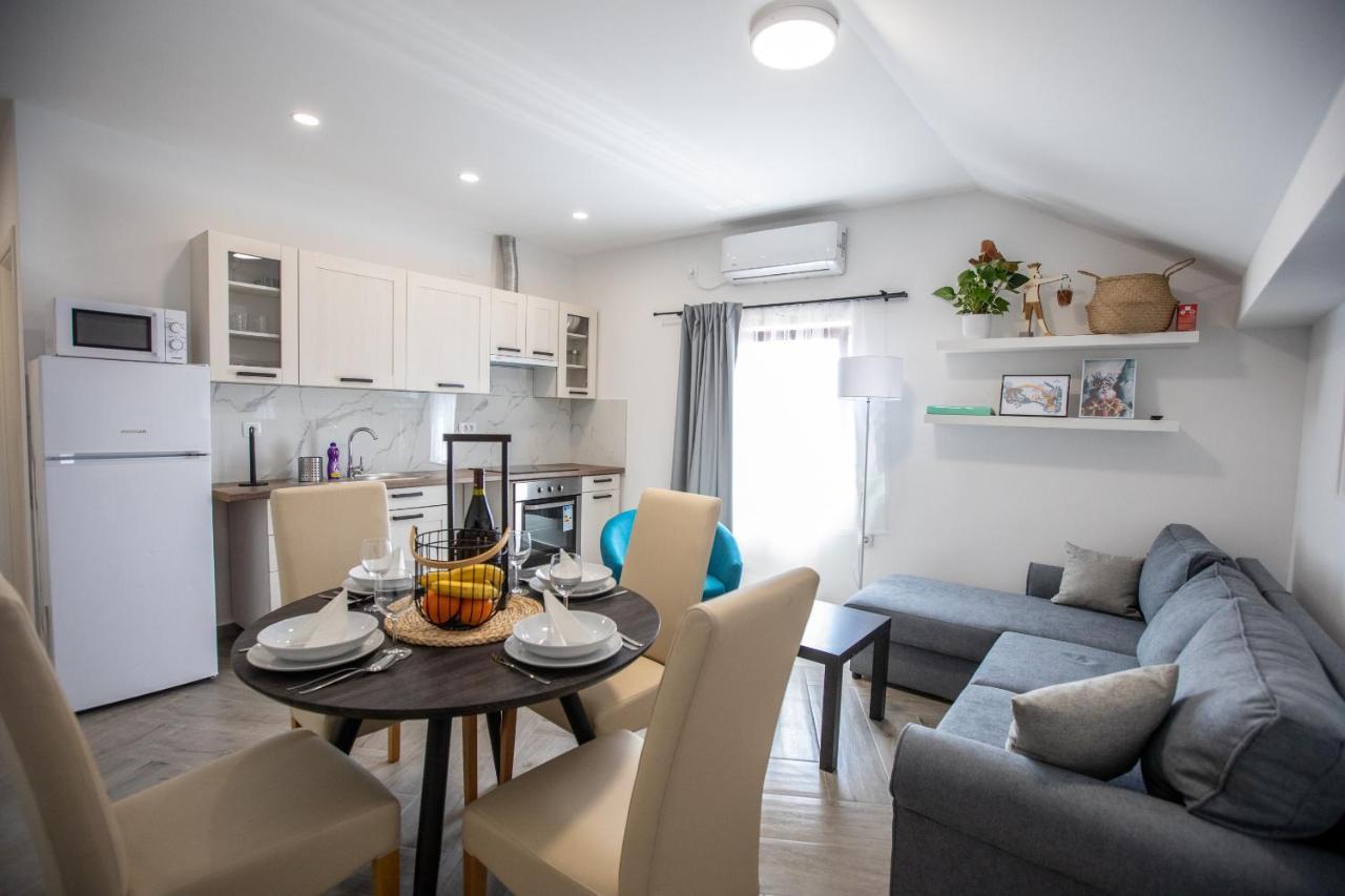 Apartmani Jancic โอกูลิน ภายนอก รูปภาพ