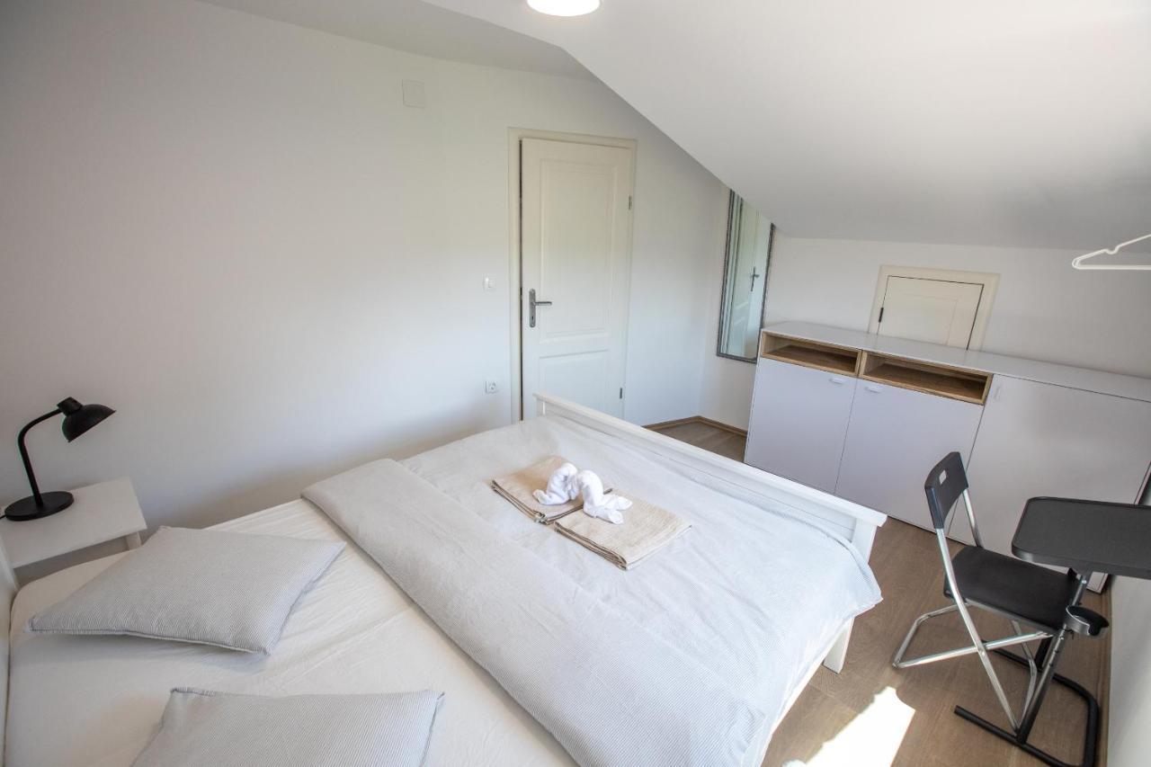 Apartmani Jancic โอกูลิน ภายนอก รูปภาพ
